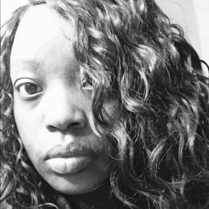 Meet your Posher, Vivian